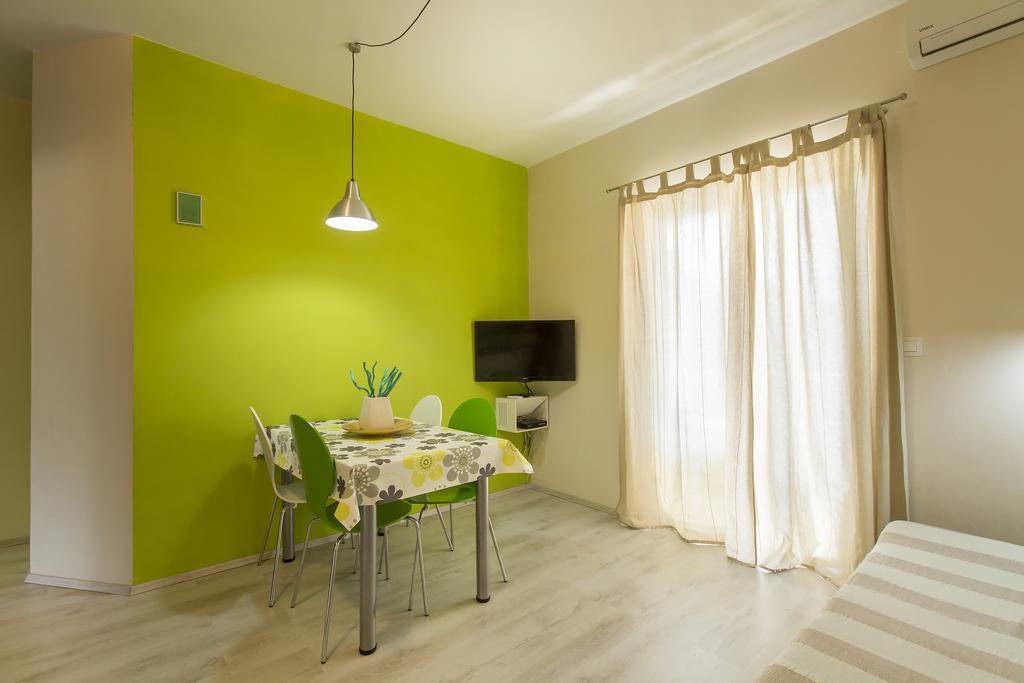Charming Seaside Apartments Noa & Jakov, Zaboric Sibenik Exterior photo