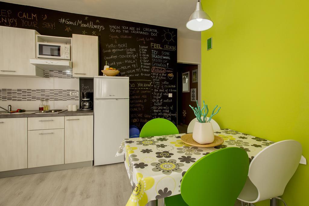 Charming Seaside Apartments Noa & Jakov, Zaboric Sibenik Exterior photo